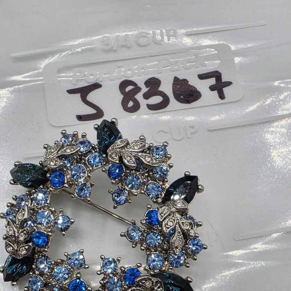 N/A intricate wreath